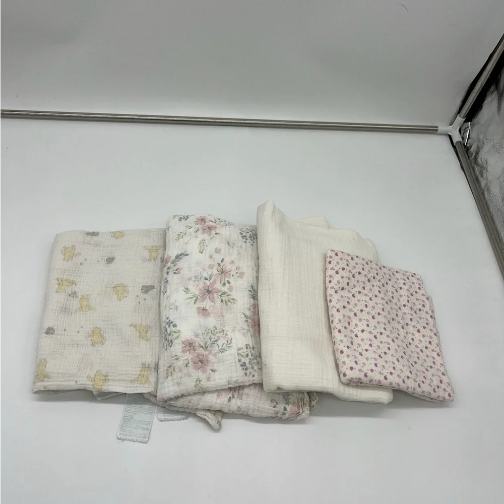 Baby Essentials Bundle - Picture 2 of 3